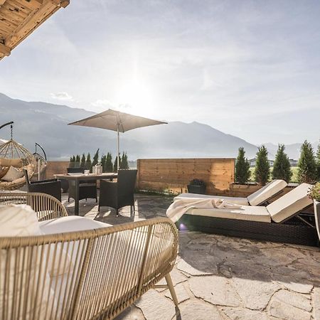 Maxstudio Premium Apartment Zillertal Mit Bergblick Schlitters Luaran gambar